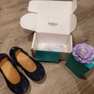Tieks